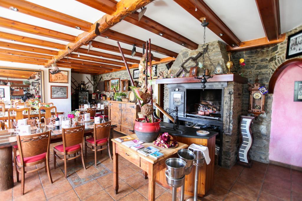 Casa Rural Restaurant Borda Patxeta Canillo Bagian luar foto